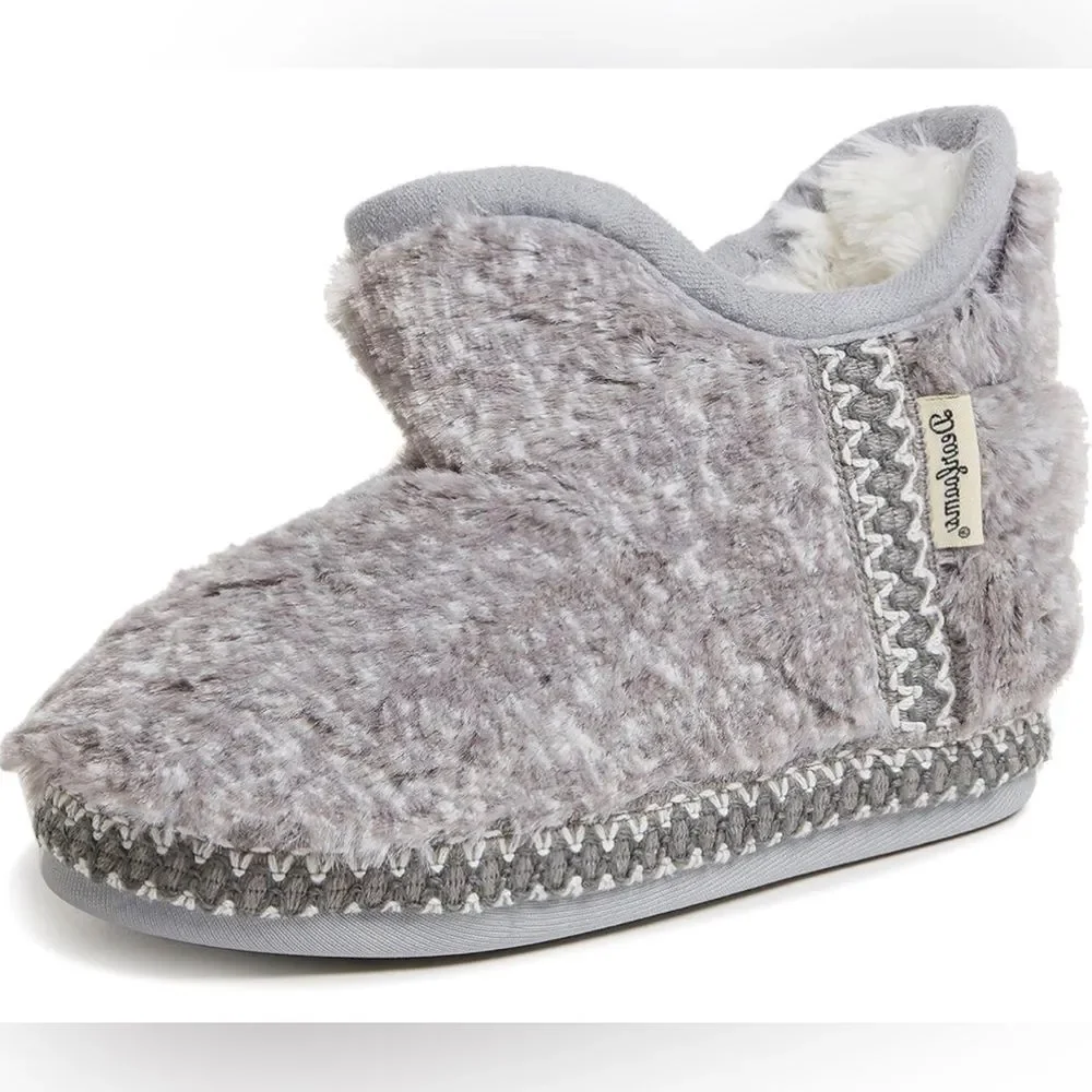 Dearfoams Girl’s Charlotte Furry Bootie Slippers with memory foam, size 9-10